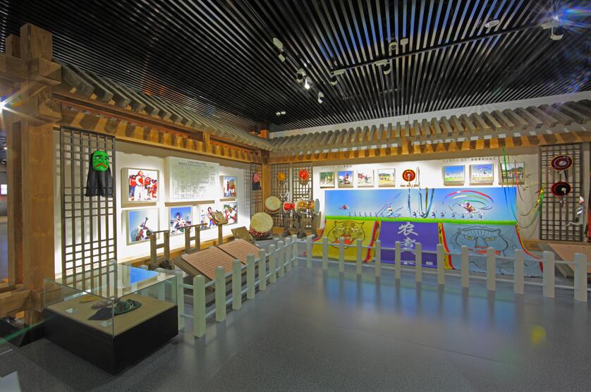 中国朝鲜族农乐舞专题展览展厅内景